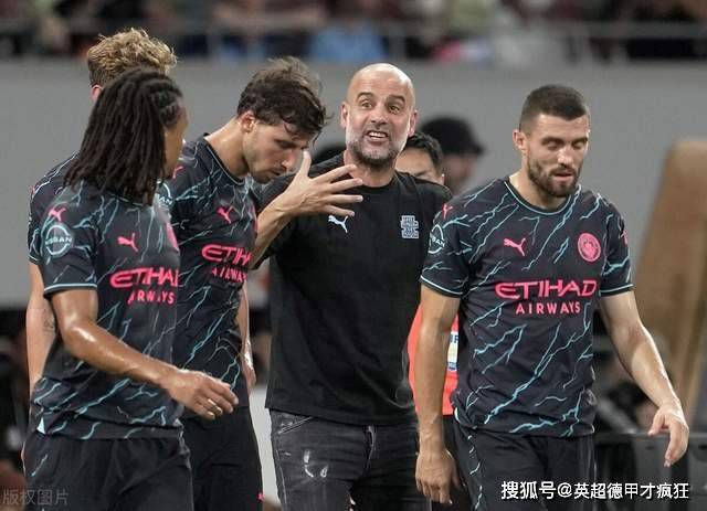 亚洲综合伊人制服丝袜美腿