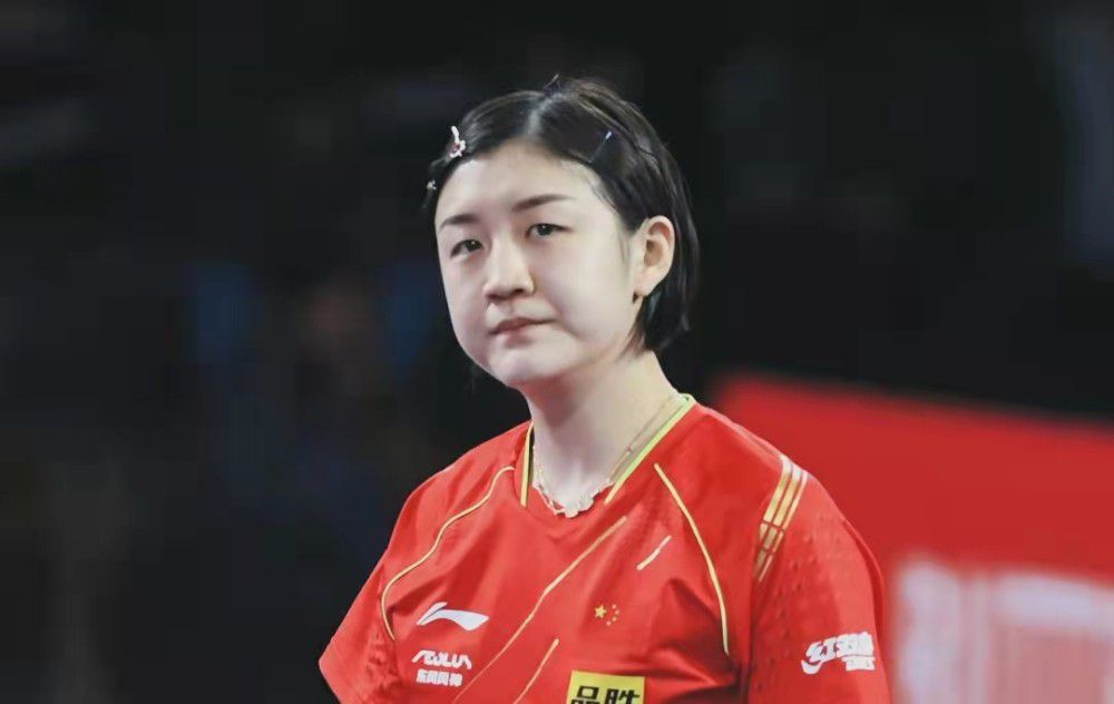 她浓密的爱液